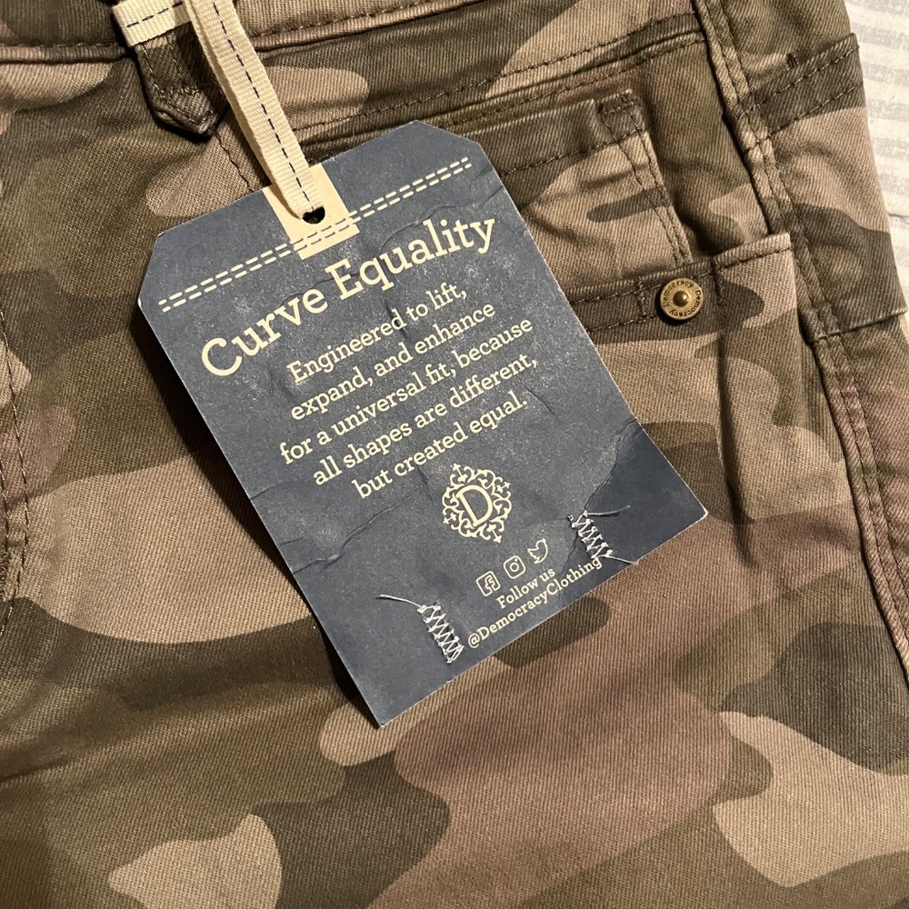 Democracy pants - Picture 3 of 5